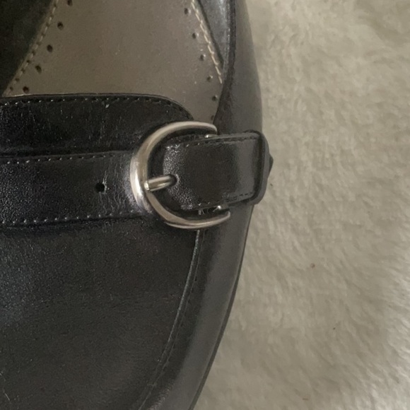 Naturalizer Black Classic Heels with Silver Buckle - Picture 7 of 8